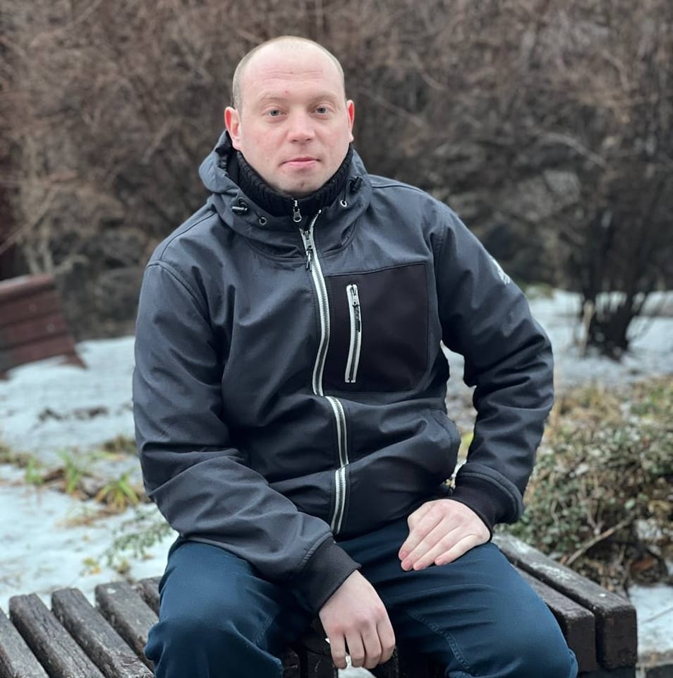 РОВЕНКО АРТЕМ АНАТОЛІЙОВИЧ