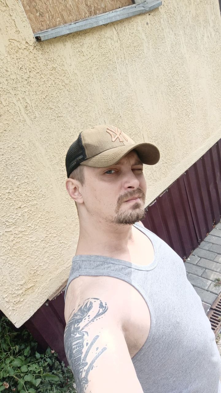 ОЛІЙНИК ОЛЕКСІЙ ВАДИМОВИЧ