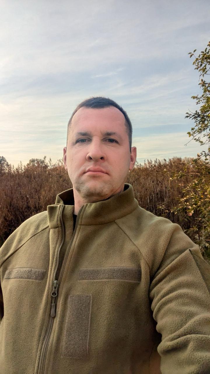 ДОВГИЙ ВОЛОДИМИР ВІКТОРОВИЧ
