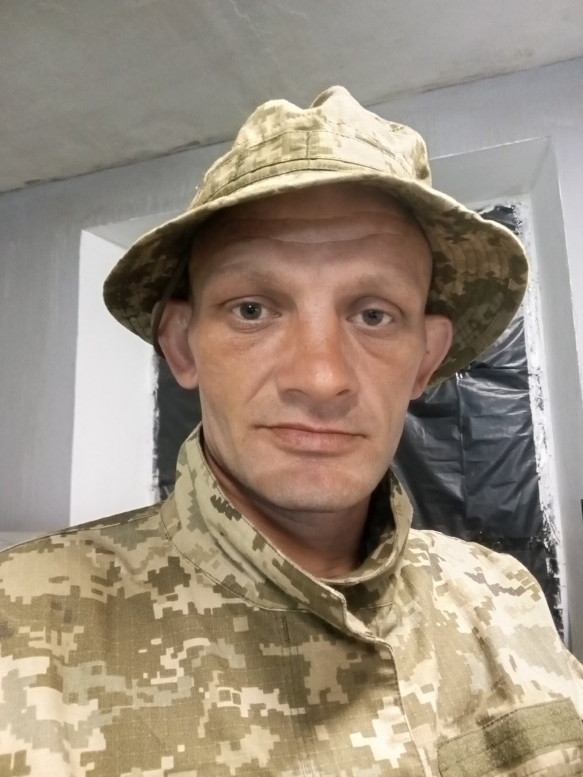БОНДАРЕНКО ДЕНИС СЕРГІЙОВИЧ