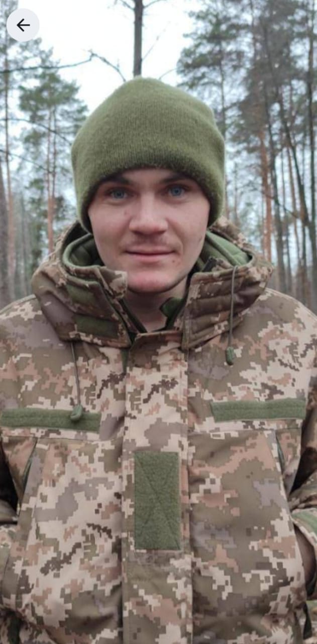 МАЛІНОВСЬКИЙ АРТУР ІГОРОВИЧ
