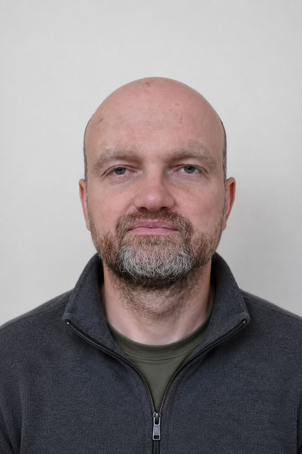 ПОСТОЛЕНКО ДЕНИС ІГОРОВИЧ