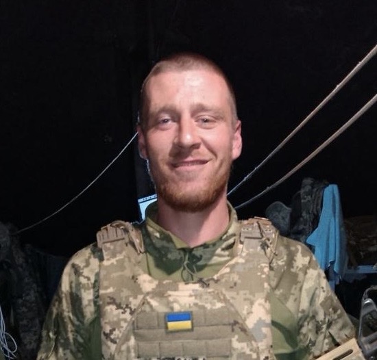 ГНІДАШ АРТЕМ ПАВЛОВИЧ