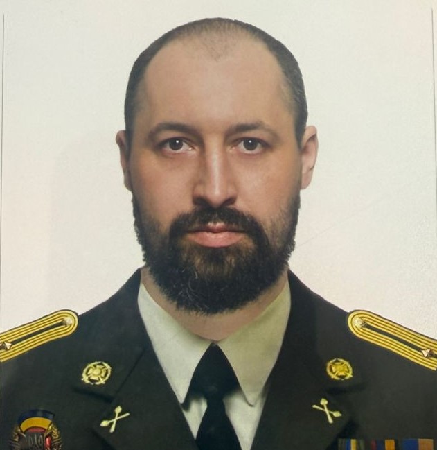 КОРСУН АРТЕМ РУСЛАНОВИЧ