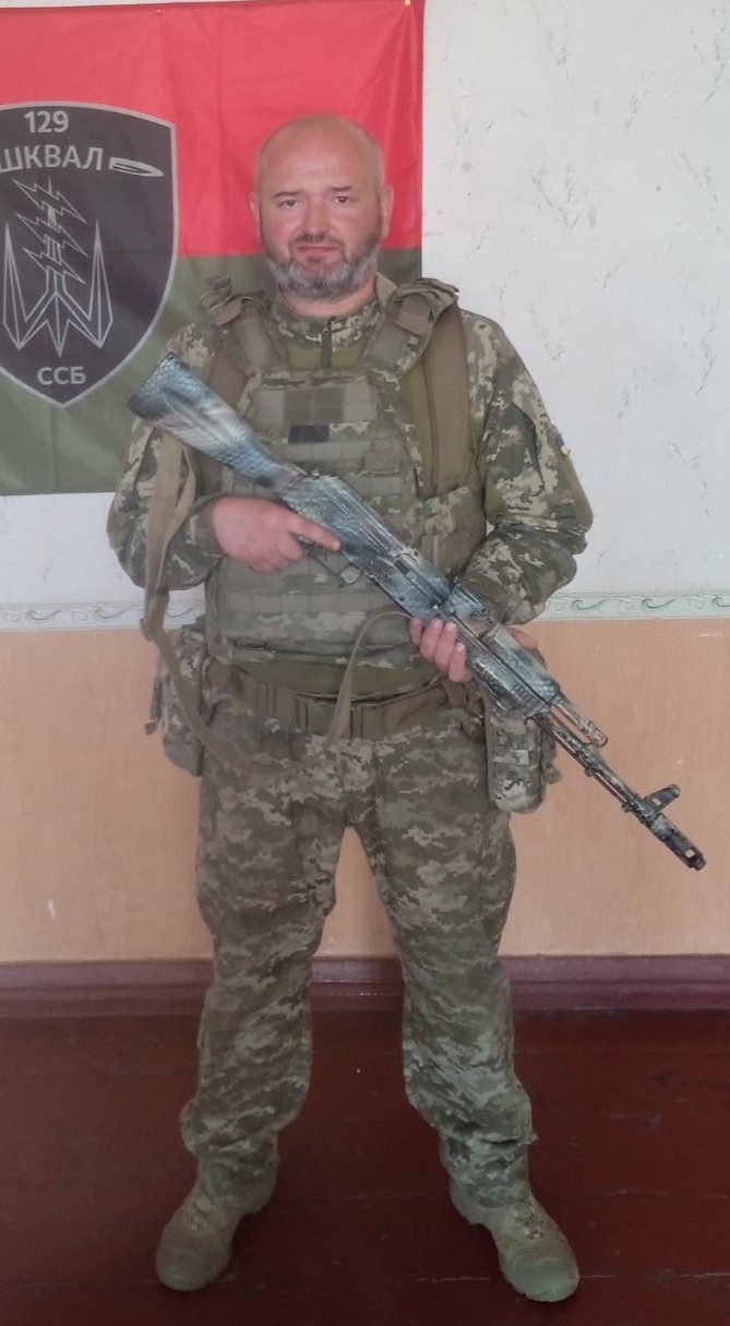 МЕЛЬНИК ВАЛЕНТИН ВІТАЛІЙОВИЧ
